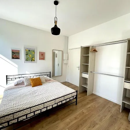 Proche Mer, Avec Terrasse Et Parking *