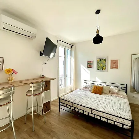 Proche Mer, Avec Terrasse Et Parking Appartement