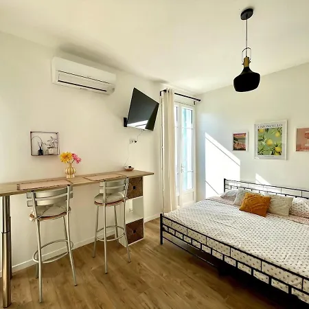 Appartamento Proche Mer, Avec Terrasse Et Parking